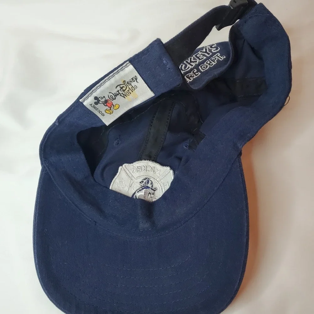 Walt Disney World Magic Kingdom Mickeys Fire Department Firefighter VNTG Hat Cap